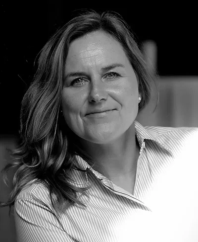 HenrietteCrop400x450